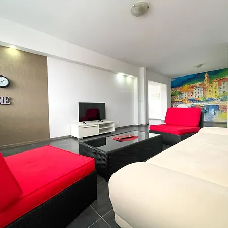 Modern - Location Apartment *